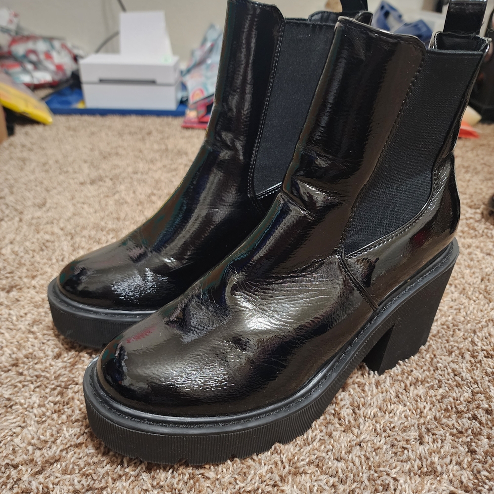 TopShop Black Chunky Heel Ankle Boots Size 10
